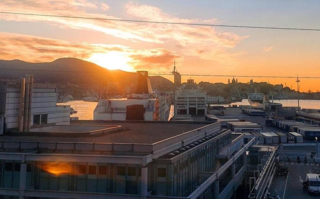 Mare E Monti Hotel Genoa Exterior photo